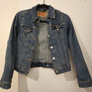 Levi's jean jacket